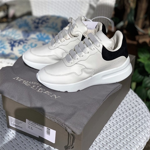 Alexander McQueen Shoes - ALEXANDER MCQUEEN 50MM LEATHER & SUEDE SNEAKERS